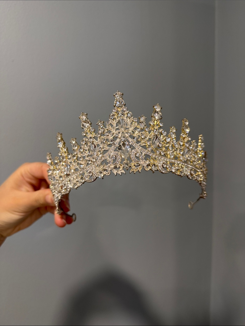 Gold Crystal Bridal Tiara Crown - Elegant Wedding Hair Accessory